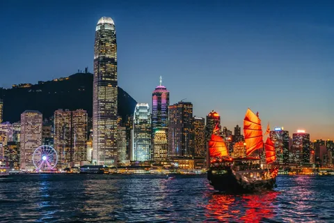 Hong Kong Travel Guide: Tips, Impressions, and Local Insights